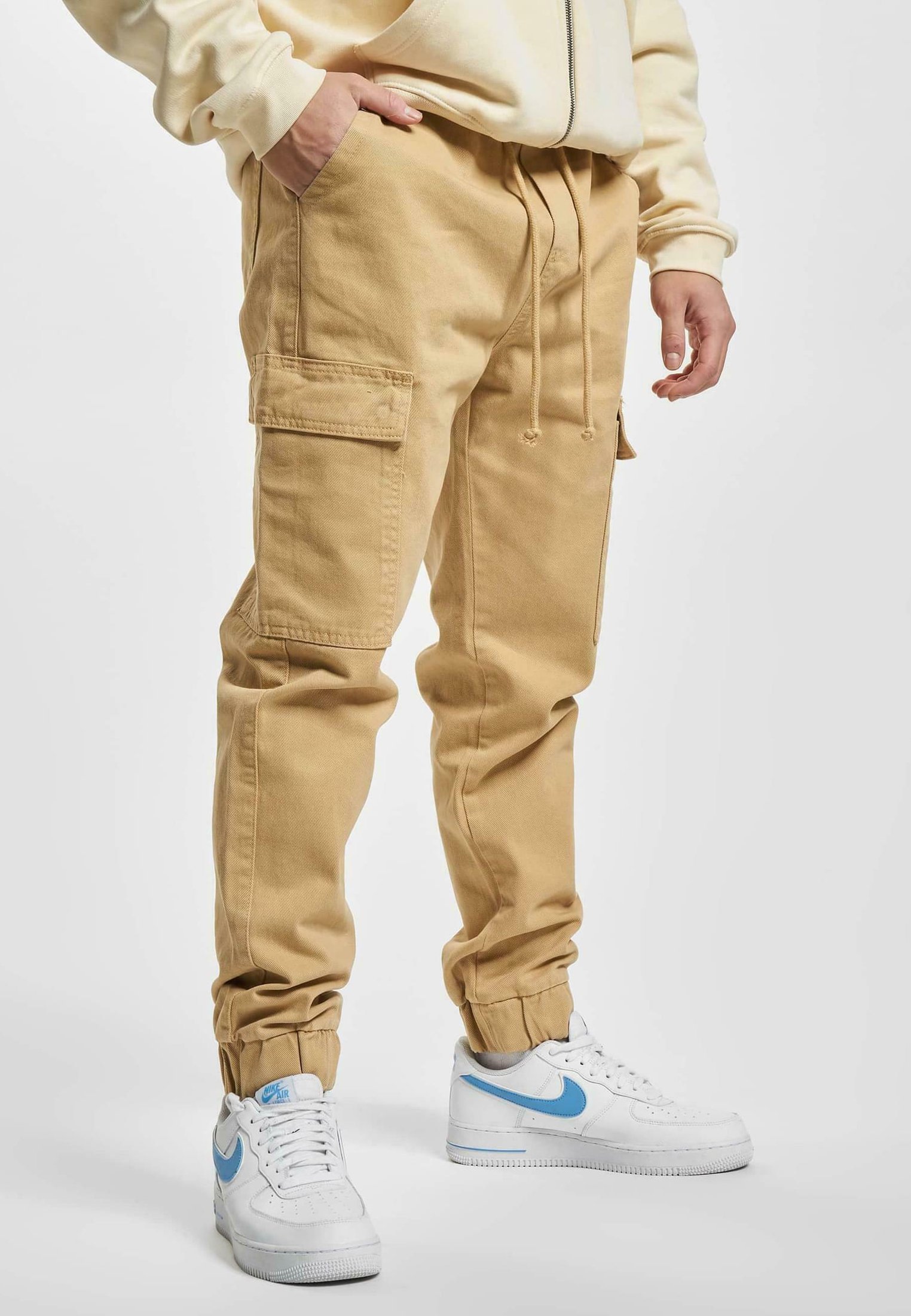 pantalon-cargo-beige-455vqh-1.jpg